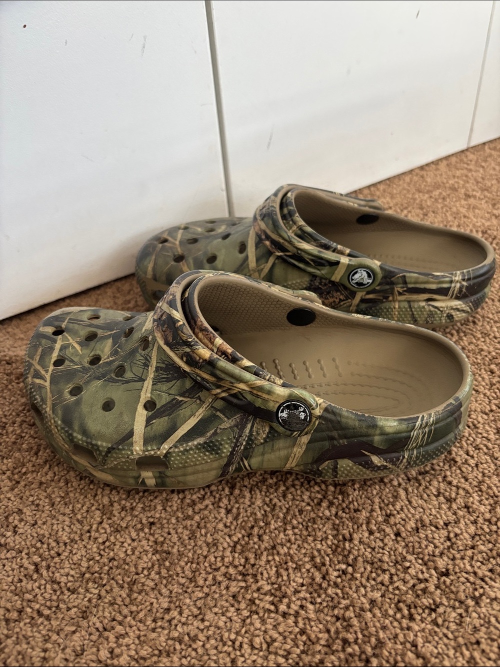 CROCS Classic Clog in Camouflage Green and Brown